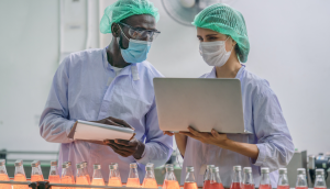 science workers discussing food & beverage